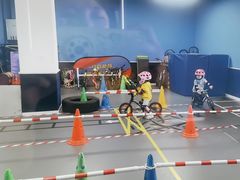 -八爪矩阵极限运动馆·儿童平衡车·感统训练(南海子公园校区)
