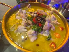 -令狐冲·炭烤活鱼(宝龙店)