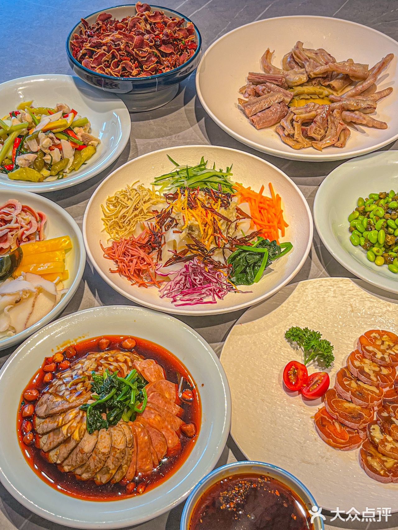 我说它是西安环境最好的陕菜没人反对吧？