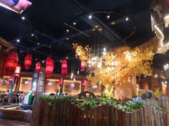 大堂-老滇山寨•云南特色菜•地方菜•民族风情歌舞表演(金碧店)