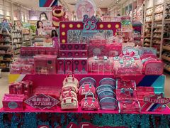 -名创优品(海珠乐峰广场店)