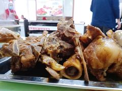 -荣吉招牌自助骨头锅(顾乡店)