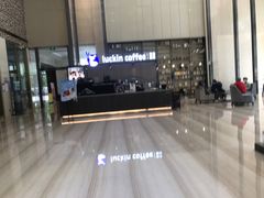 -瑞幸咖啡(维佳佰港大酒店店)