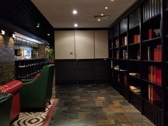 -上海锦江汤臣洲际大酒店柒酒廊