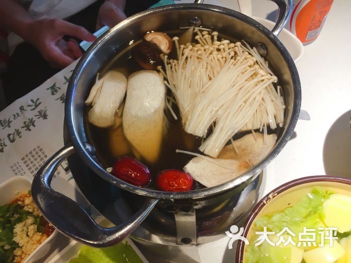 火锅先生(万达店)菌菇锅图片 - 第1张