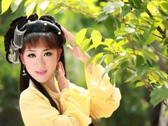 -九月鹰飞汉服摄影工作室