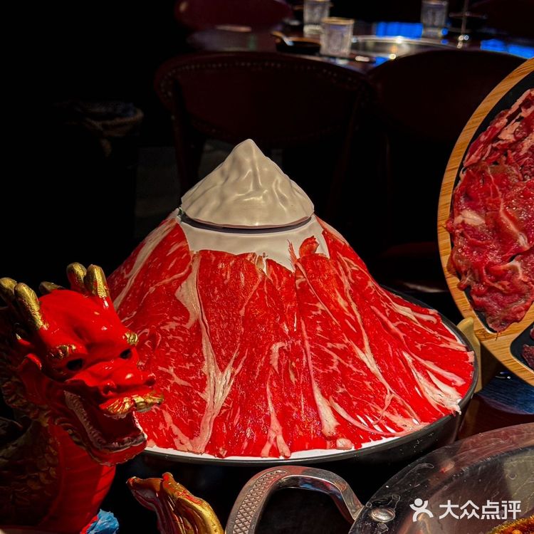 不愧是大上海，开了首家重庆火锅bistro