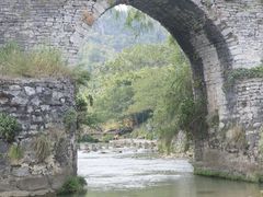 -高荡千年布依古寨旅游景区