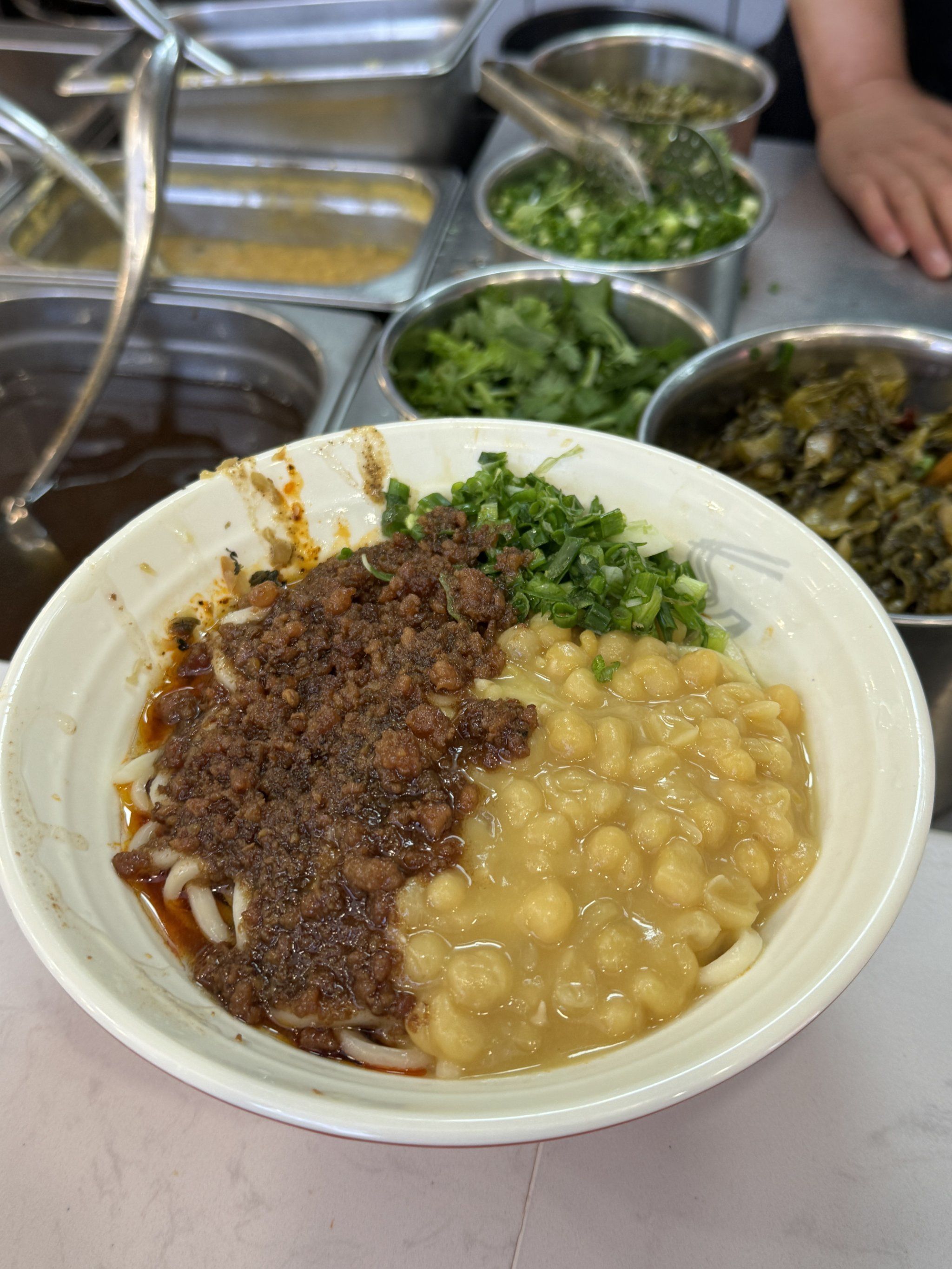 巴味仙豌杂面,真的和其他小面店不一样