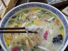 -香麒园·过桥米线·南湖雅宴