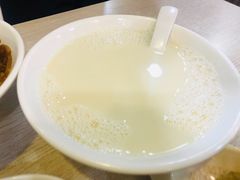 -兄弟深夜豆浆