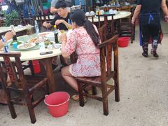 -庄姐川味海鲜B栋2排2号(万人海鲜广场火车头店)