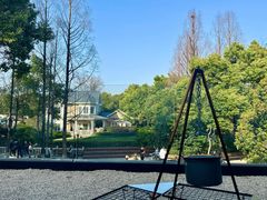 -J Create城市露营咖啡·简餐·宠物(上海动物园店)