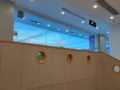 -戊辰亲子游泳俱乐部