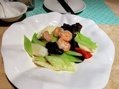 -大树餐厅(红旗街万达店)