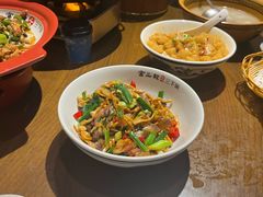 -富正毅三下锅·湘西韵味(天门山索道店)