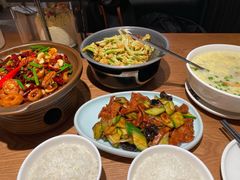 -吕氏疙瘩汤·新派鲁菜(济南万象城店)