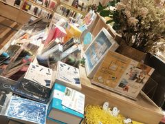 -猫的天空之城概念书店(印象城购物中心店)