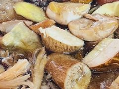 -东巴谷野生菌火锅餐厅