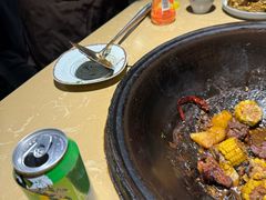 -万里闯关东铁锅炖菜馆(高新旗舰店)