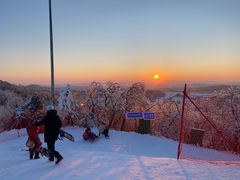 -长春莲花山滑雪场