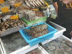 咖喱螃蟹-拉威海鲜市场