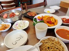 -贵宾庄炸酱面·韩式料理(高区店)