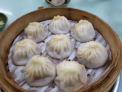 蟹黄汤包-食惠里小笼包面馆(越秀店)