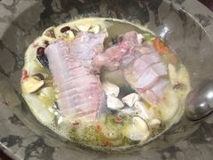 -姚记抚仙湖石锅鱼庄