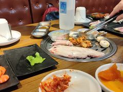 鱿鱼-·缸桶屋·韩式牛肋条自助烤肉(西湖D11店)