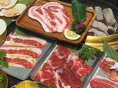 -何发发和牛烧肉·鳗鱼榴莲放题自助(乐峰广场店)