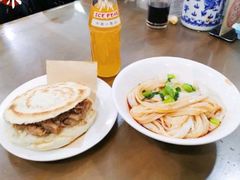 -子午路张记肉夹馍(翠华路店)