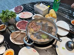 -一鼎牛鲜活牛肉城(晋江海峡国际食品城店)