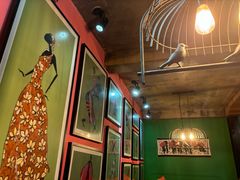 -香巴拉云南餐厅(华莱坞店)