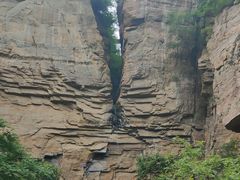 -龙潭大峡谷
