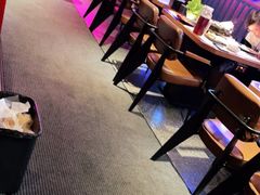 等位区-沪小胖·小龙虾·蓝龙王(八佰伴店)