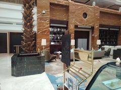 -西安唐隆国际酒店(大雁塔大唐不夜城店)