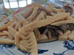 -天天向上素食餐厅(五台山店)