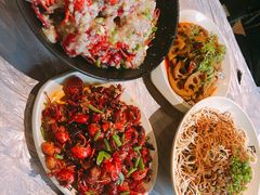 -巴厘龙虾·榜首油焖大虾(音乐学院·沿江酒馆店)