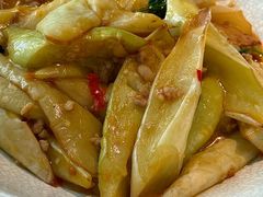 九层塔炒白茄-金海华·四季时堂·第一食堂(现代传媒广场店)