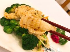 -宜宾海鲜酒家·三十年老字号