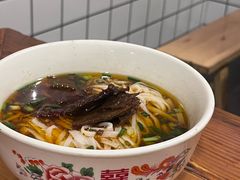 -矮子粉店1985·长沙米粉(湘春路店)