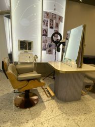 -PE SALON 