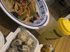-蜀天上精专麻辣香锅(文定路店)