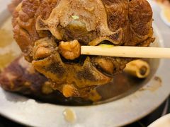 -聚首堂·特色小吃·肘子(什刹海德胜门店)