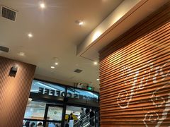 -星巴克(上海虹桥新天地二店)