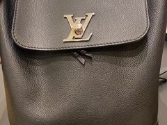 -爱革·奢品·鞋包·衣物·家居(金桥国际商业广场店)