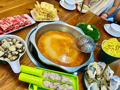 -老何家后安粉·糟粕醋海鲜火锅(三亚湾椰梦长廊店)