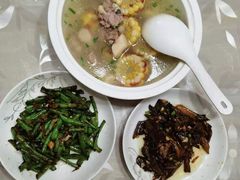 -爱的果实月嫂育婴师(世纪东方店)