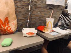 -麦当劳(西客站店)